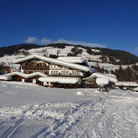 Alpenhotel Landhaus Kuechl Kirchberg in Tirol Exterior foto